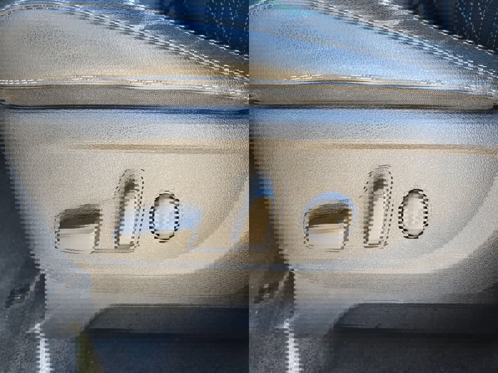 Used 2023 Kia Telluride EX X-Line image 16