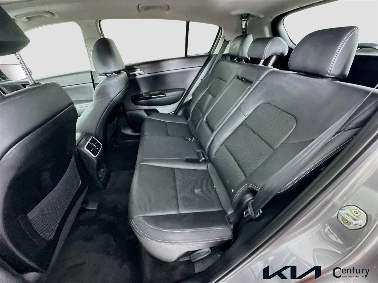 Used 2022 Kia Sportage EX FWD image 24