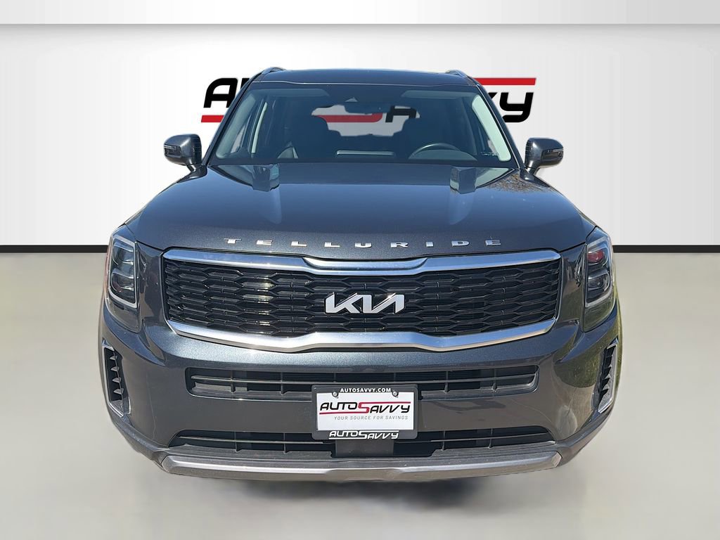 Used 2022 Kia Telluride EX w/ EX Premium Package FWD image 2