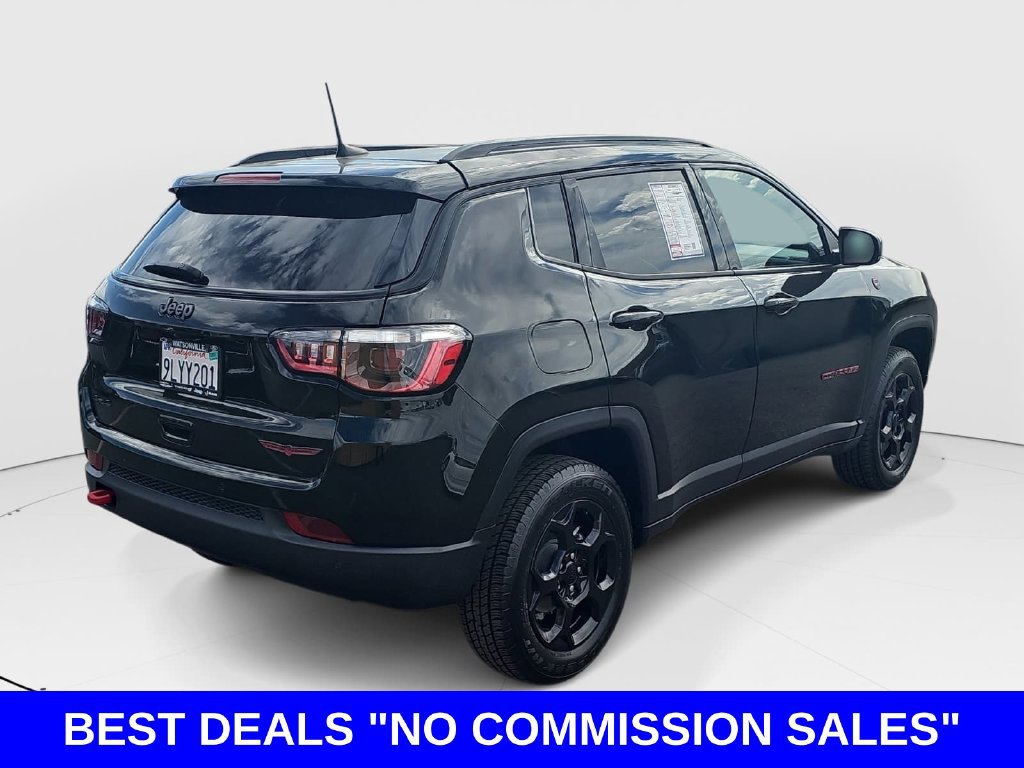 Used 2023 Jeep Compass Trailhawk w/ Sun and Sound Group AWD/4WD image 3
