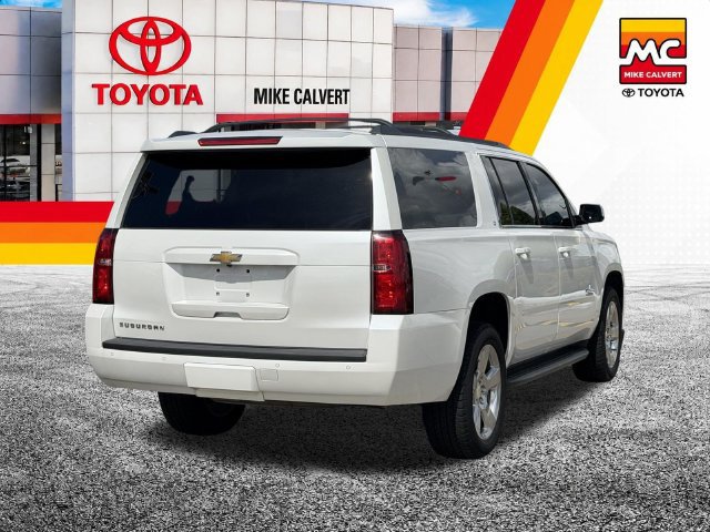 Used 2018 Chevrolet Suburban LT RWD image 9