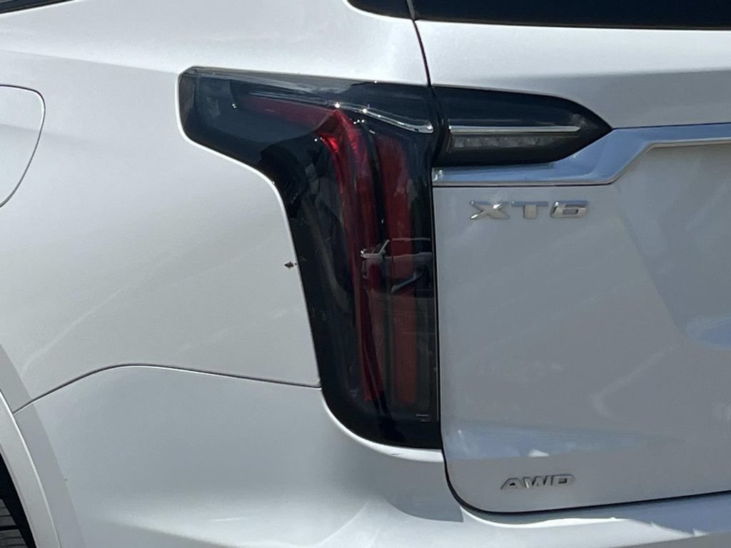 Certified 2024 Cadillac XT6 Sport w/ LPO, Floor Liner Package AWD/4WD image 10