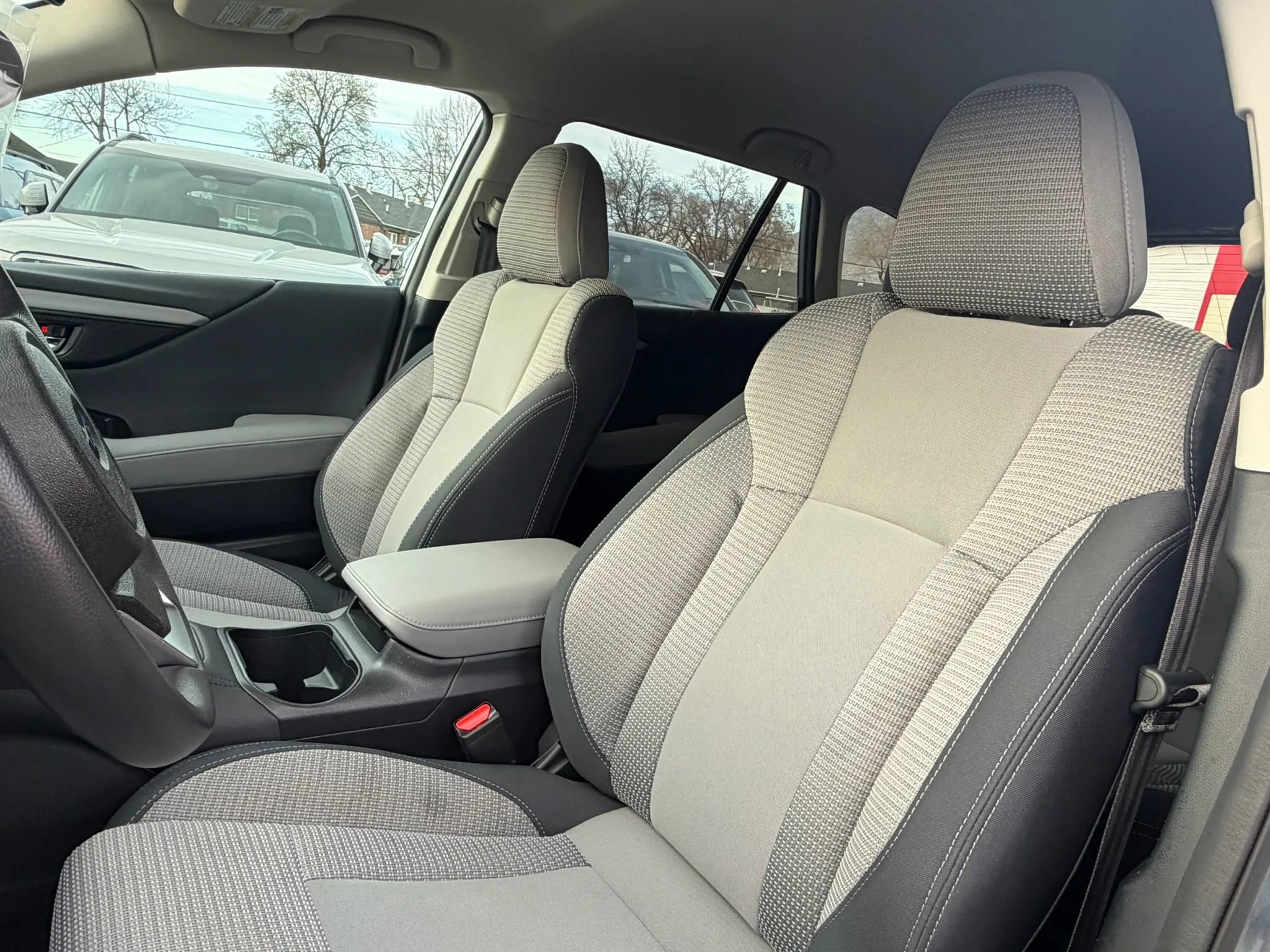 Used 2024 Subaru Outback Premium image 12