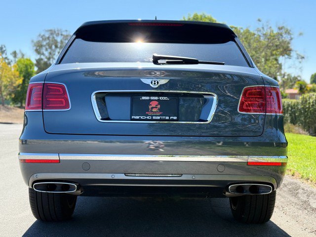 Used 2018 Bentley Bentayga AWD/4WD image 6