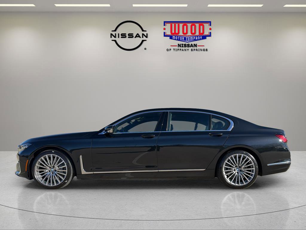 Used 2022 BMW 750i xDrive w/ Luxury Rear Seating Package image 5