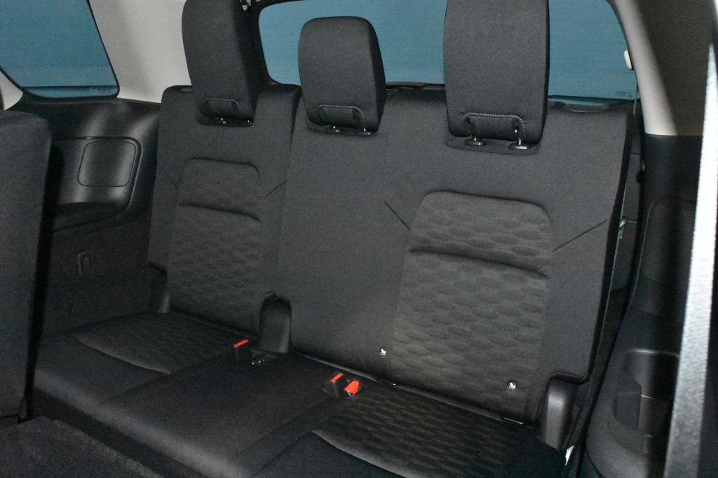 Certified 2024 Nissan Pathfinder SV image 25