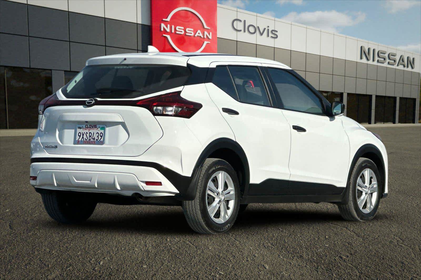 Certified 2025 Nissan Kicks Play S FWD image 2