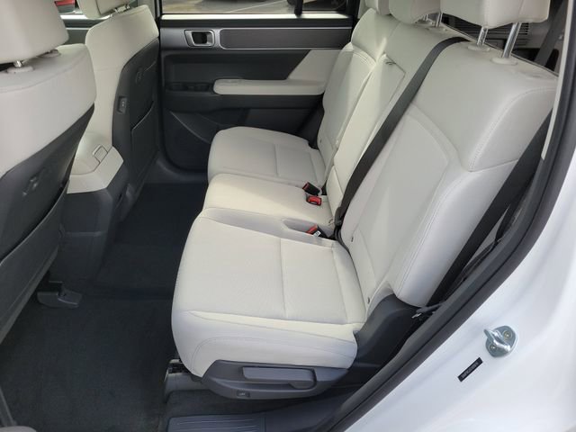 New 2026 Hyundai Santa Fe SE image 19