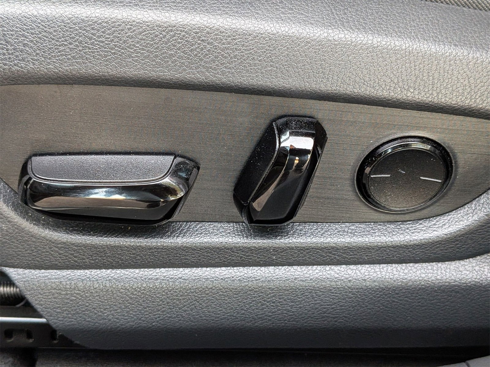 Used 2023 Lexus UX 250h F Sport image 16