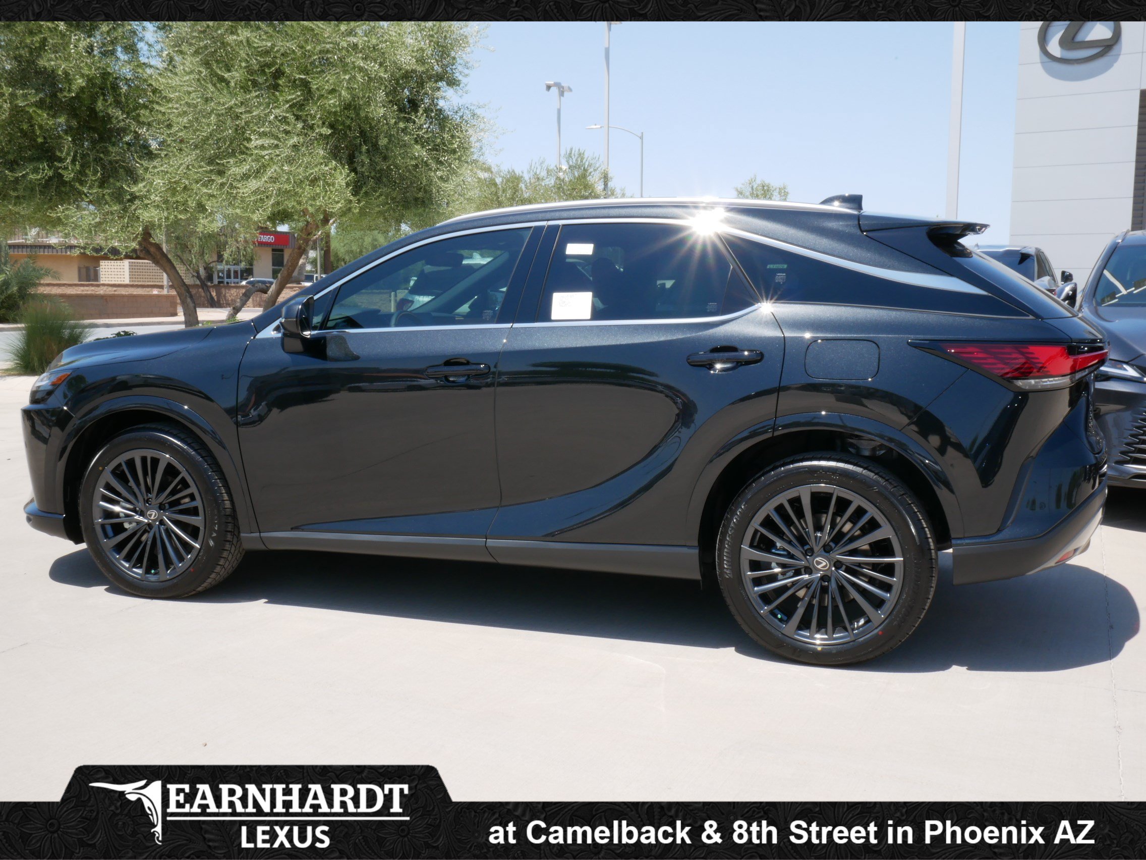 New 2026 Lexus RX 450h AWD w/ Convenience Package image 5