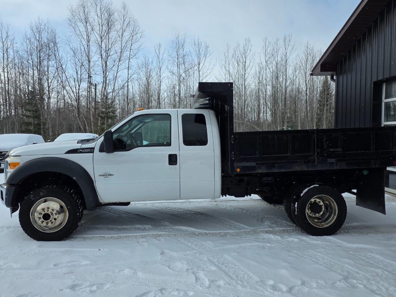 Used 2012 Ford F450 XL w/ XL Value Pkg image 3