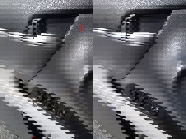 Used 2023 Toyota Camry LE image 14