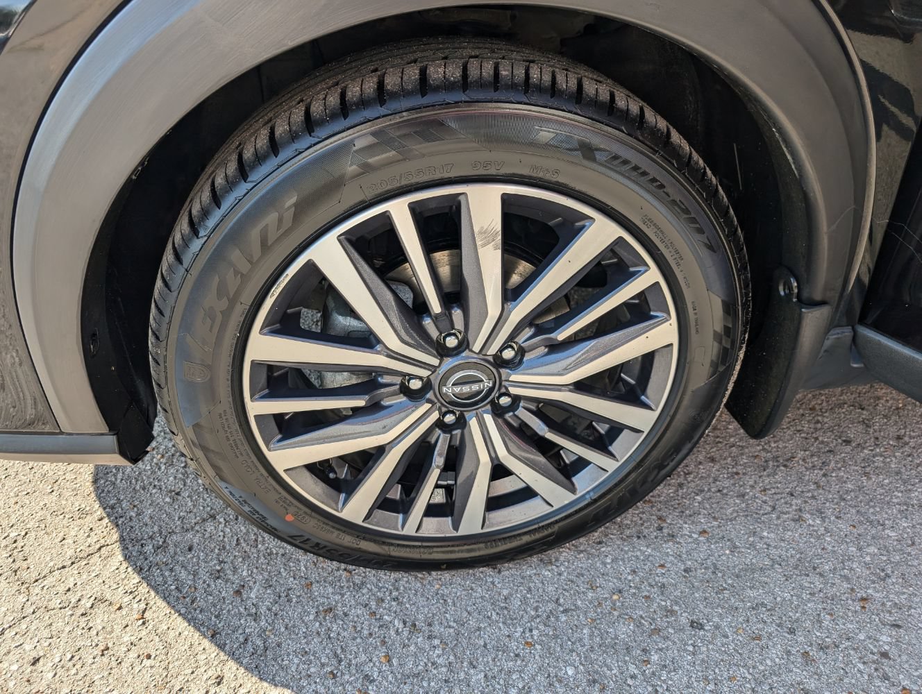 Used 2022 Nissan Kicks SV FWD image 26