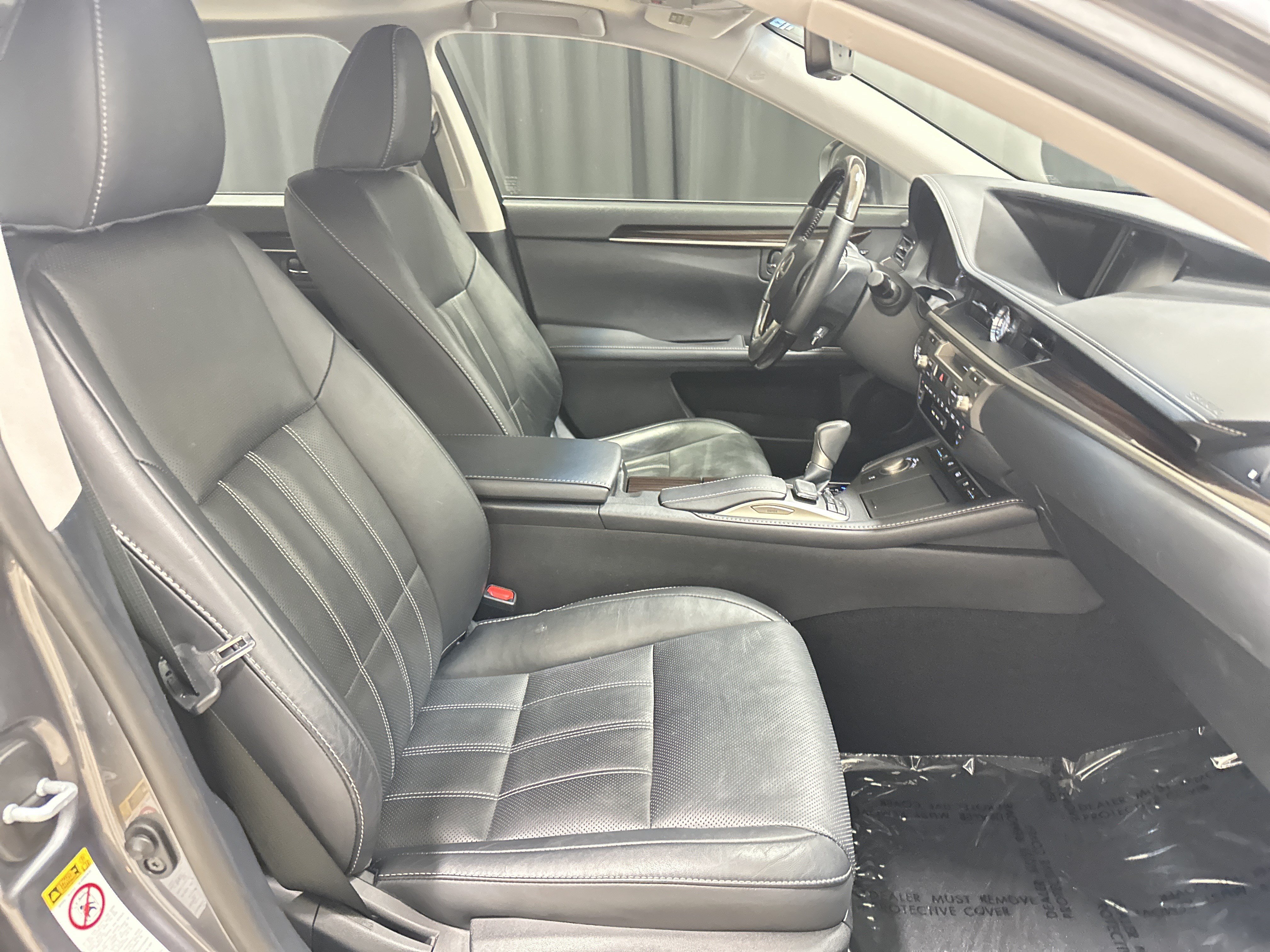 Used 2017 Lexus ES 350 w/ Luxury Package FWD image 33