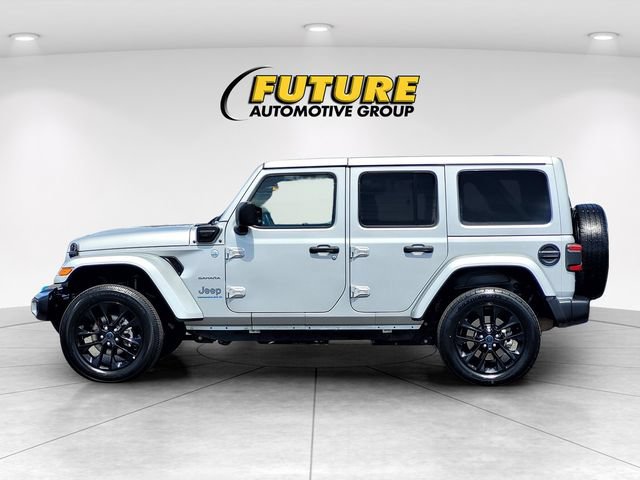 Used 2024 Jeep Wrangler Unlimited Sahara AWD/4WD image 7