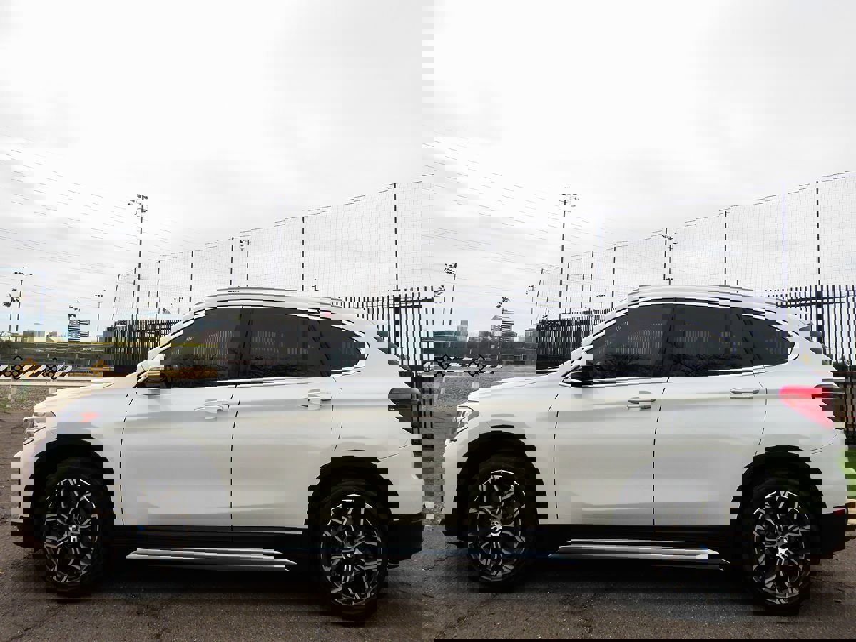 Used 2020 BMW X1 sDrive28i w/ Convenience Package image 3