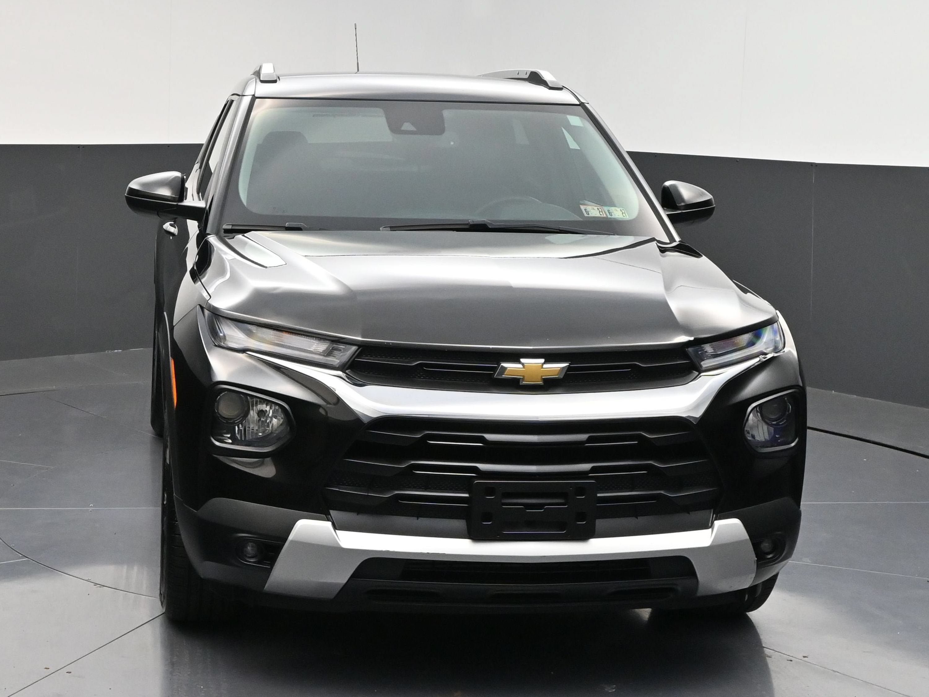 Used 2021 Chevrolet TrailBlazer LT w/ Premium Seating Package AWD/4WD image 3