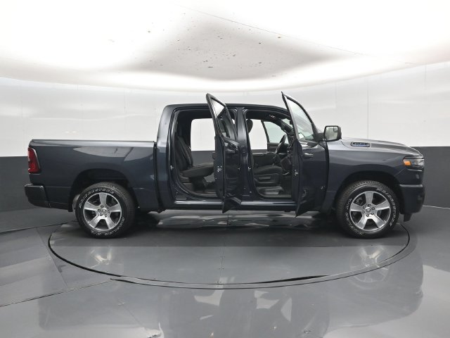 New 2027 RAM 1500 Express AWD/4WD image 59