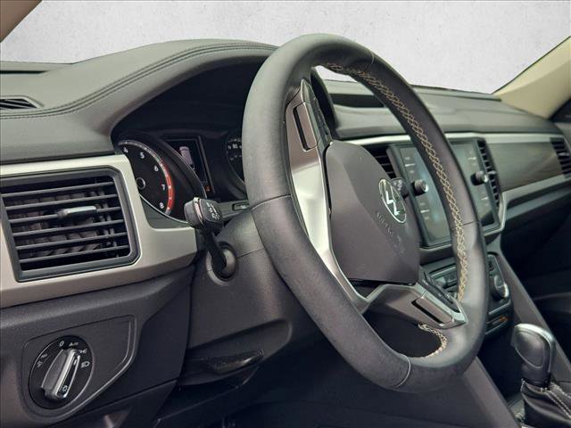 Used 2021 Volkswagen Atlas SE w/ Panoramic Sunroof Package FWD image 10