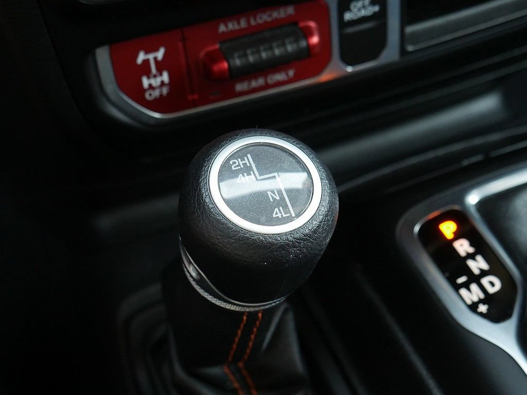 Used 2020 Jeep Gladiator Mojave w/ LED Lighting Group AWD/4WD image 47