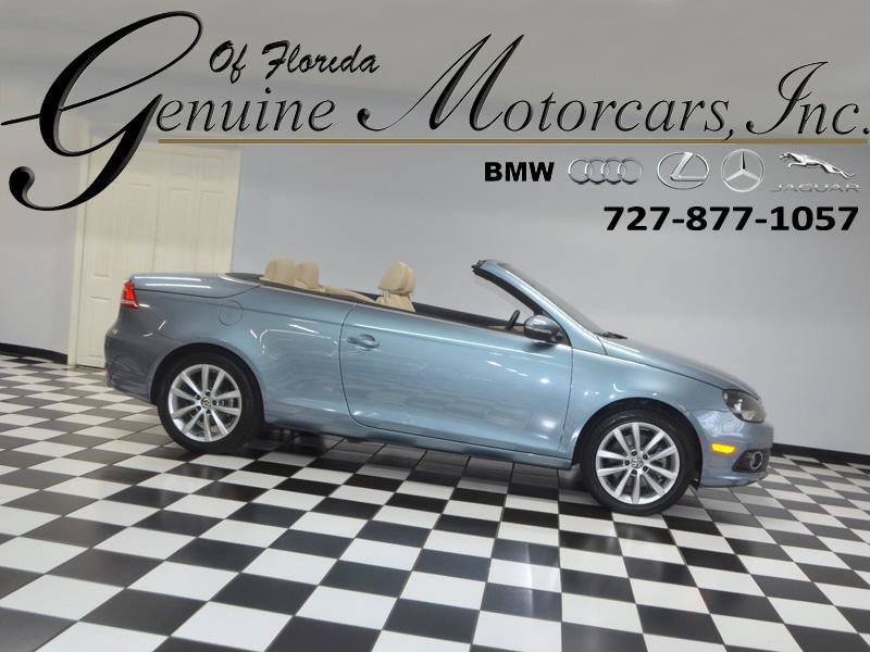 Used 2015 Volkswagen Eos Komfort FWD image 1