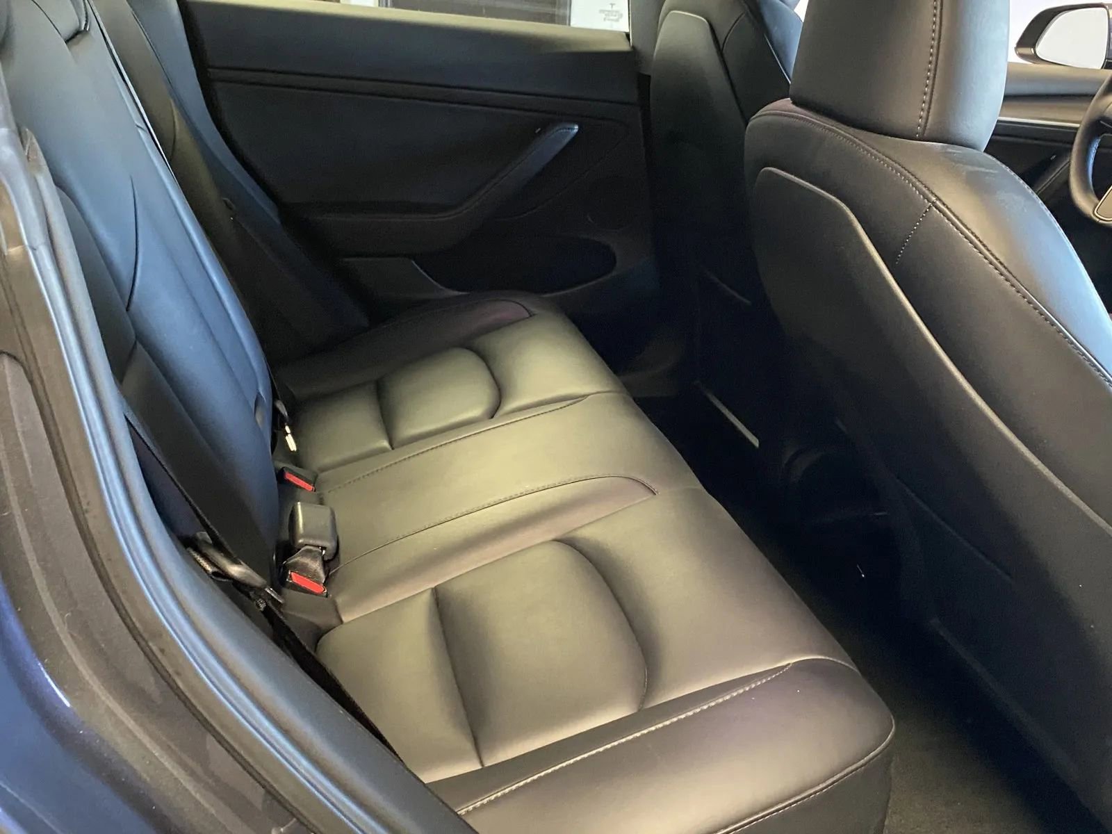 Used 2023 Tesla Model 3 Standard Range RWD image 7