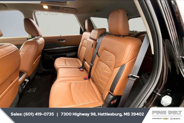 Used 2023 Nissan Pathfinder Platinum w/ Cargo Package image 19
