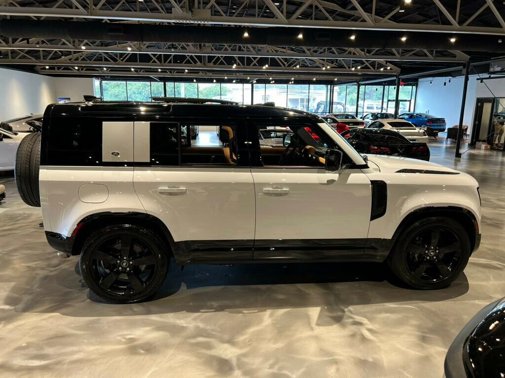 Used 2023 Land Rover Defender 110 image 6