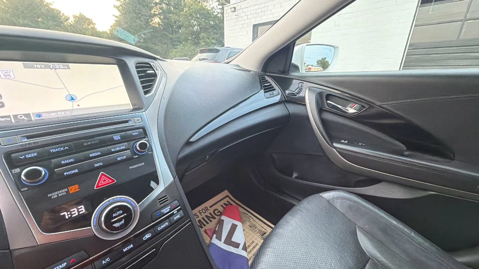 Used 2017 Hyundai Azera FWD image 38