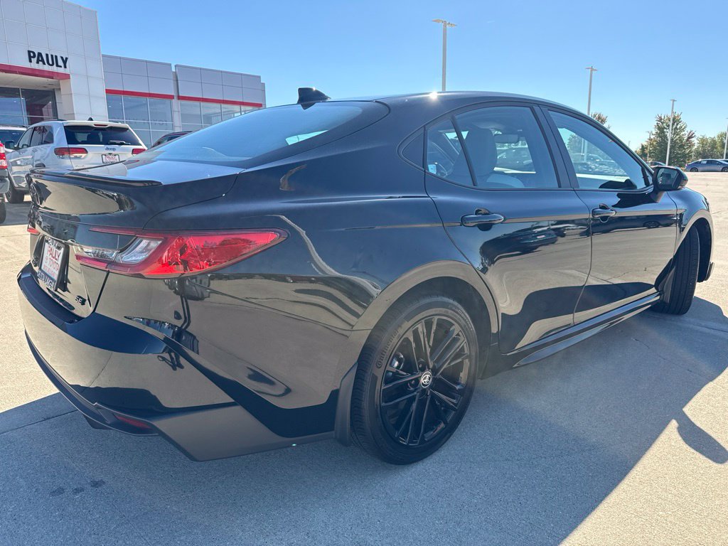 Certified 2025 Toyota Camry SE w/ Convenience Package AWD/4WD image 3