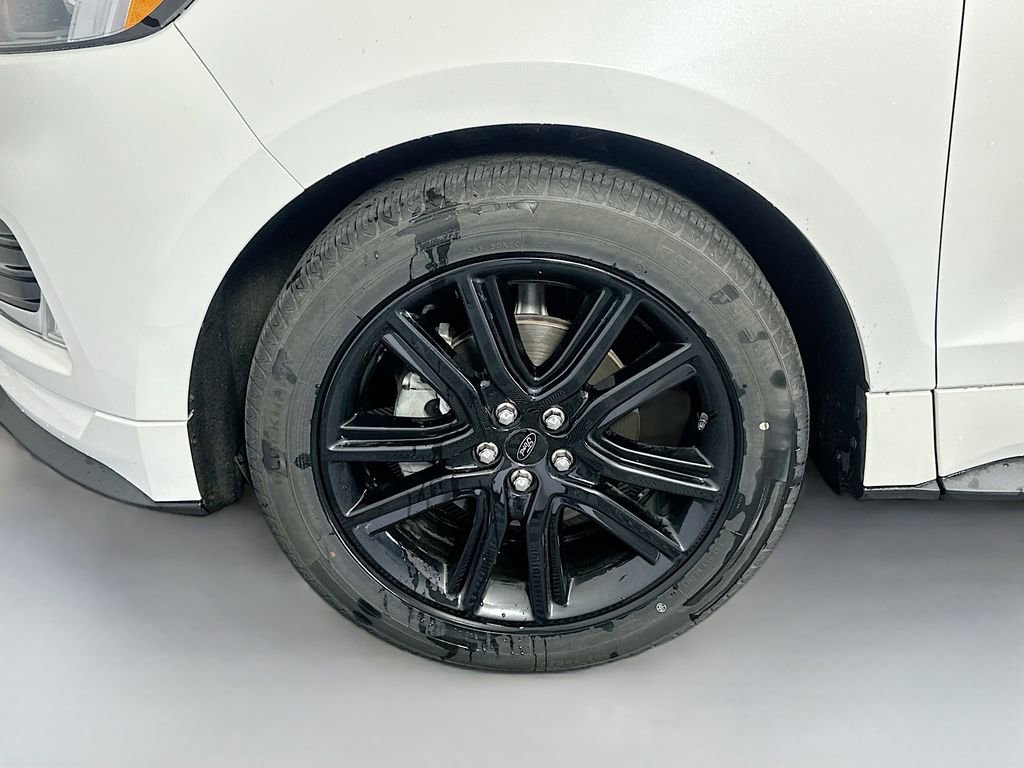 Used 2020 Ford Edge ST-Line FWD image 30