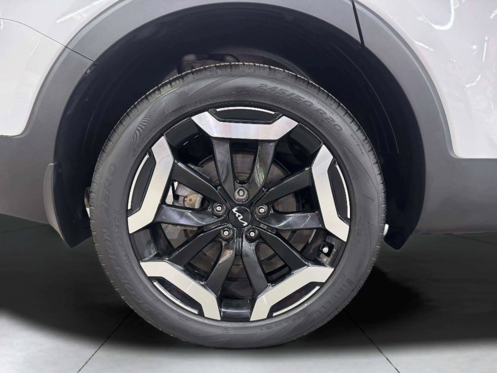 Used 2023 Kia Telluride EX w/ EX Captain's Chair Package FWD image 67