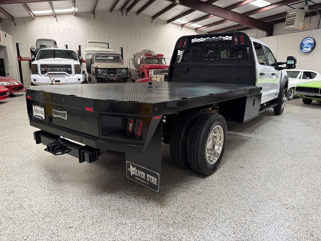 Used 2024 Ford F550 4x4 Crew Cab Super Duty image 7