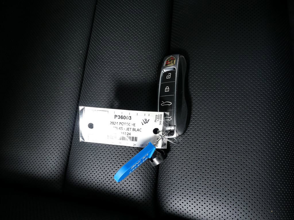 Certified 2024 Porsche Taycan 4S image 26