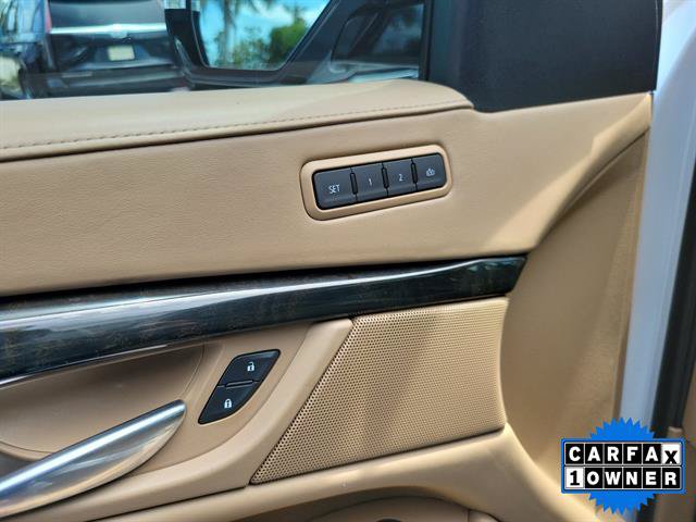Used 2019 Cadillac Escalade Platinum RWD image 36