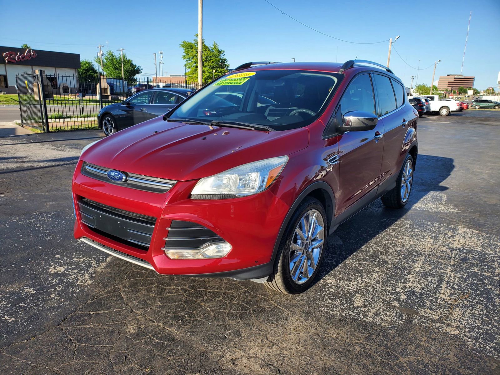 Used 2016 Ford Escape SE w/ SE Chrome Package