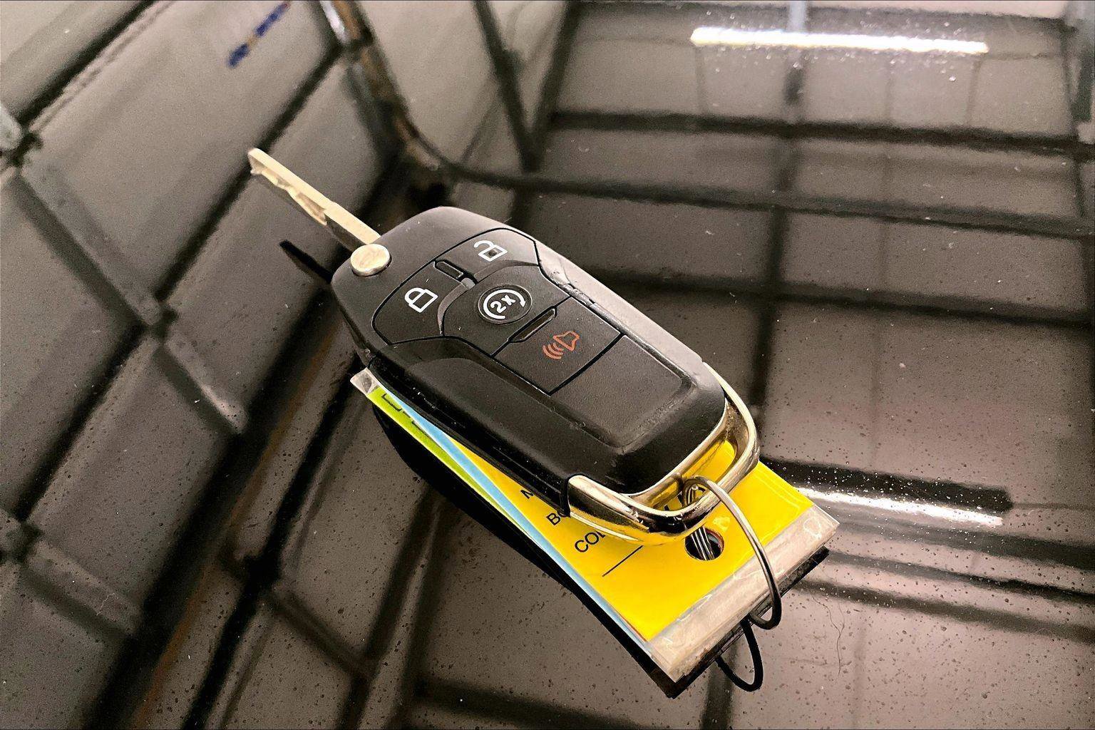 Used 2016 Ford F150 XLT w/ Equipment Group 302A Luxury image 9