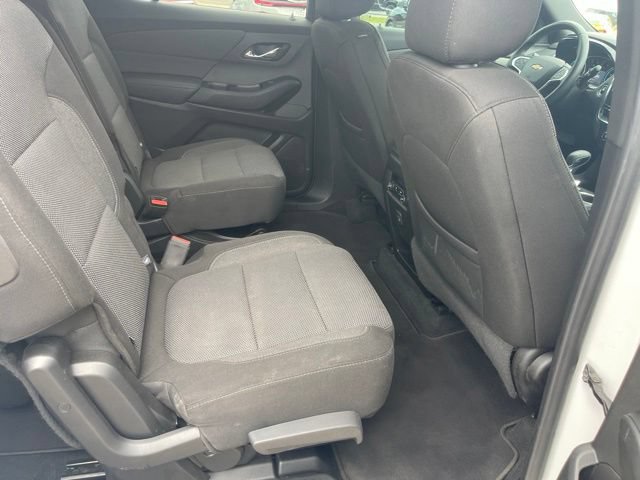 Used 2023 Chevrolet Traverse LT FWD image 34
