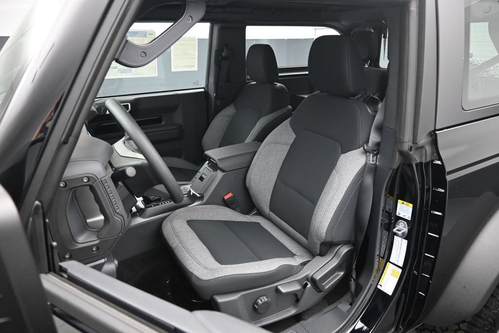 New 2026 Ford Bronco 2-Door w/ Sasquatch Package AWD/4WD image 8