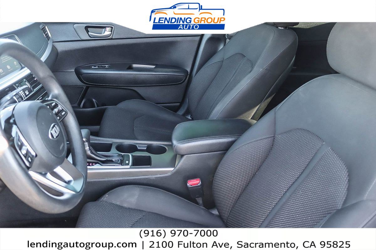 Used 2020 Kia Optima LX image 16