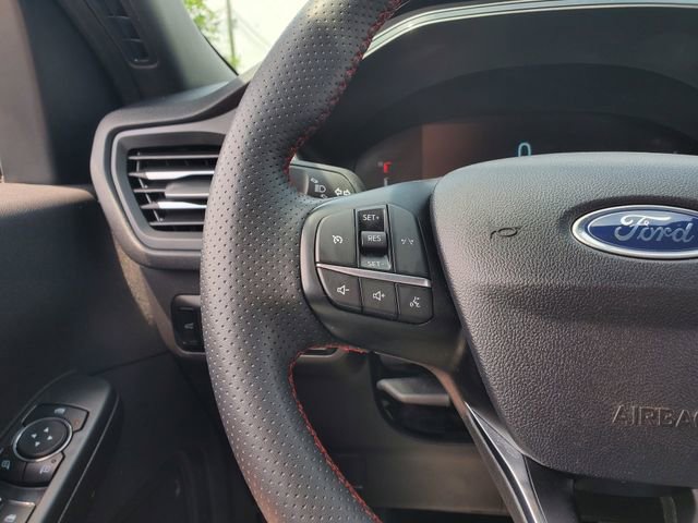 Used 2024 Ford Escape ST-Line AWD/4WD image 13
