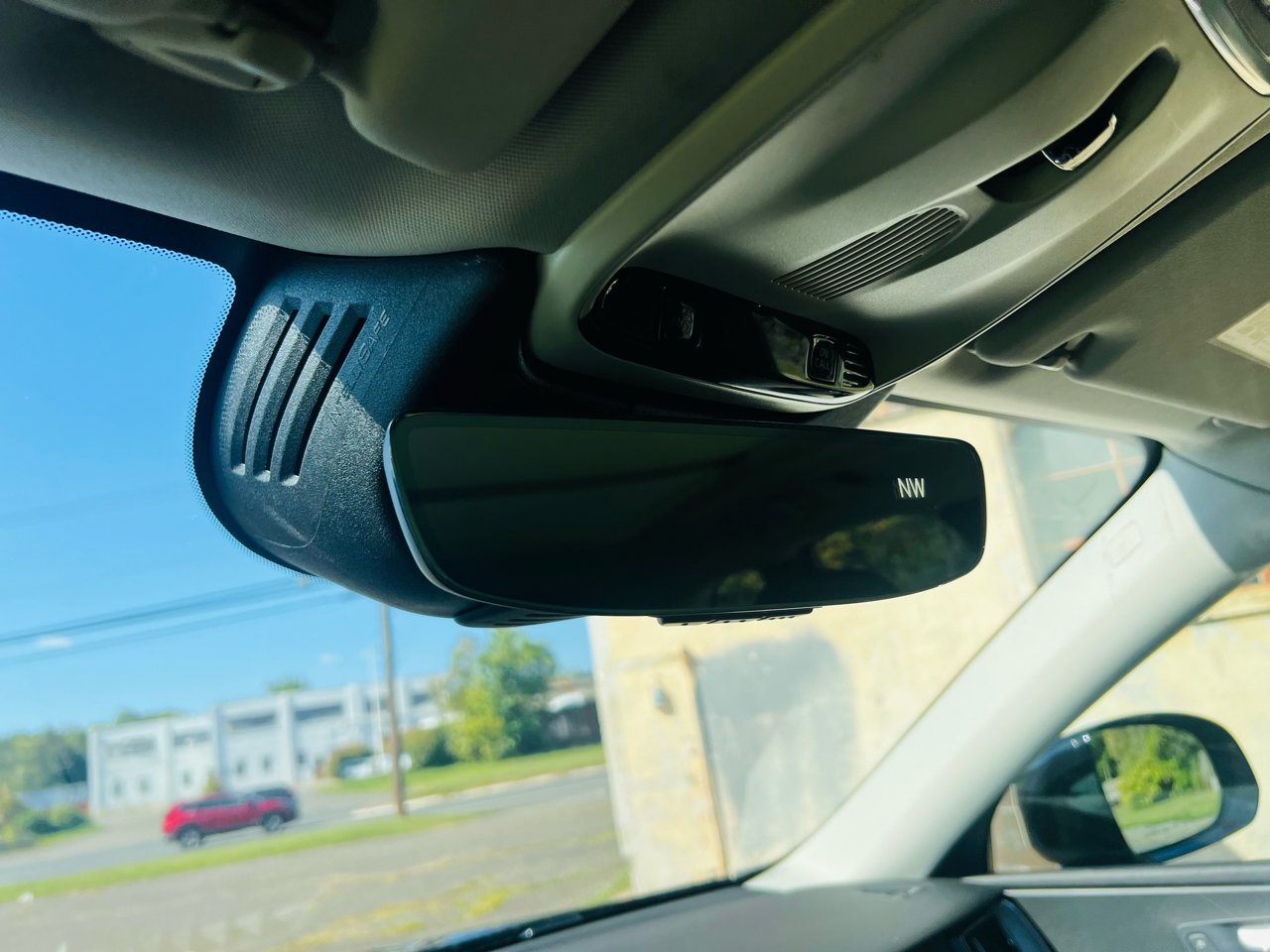 Used 2020 Volvo XC60 T5 Momentum image 38