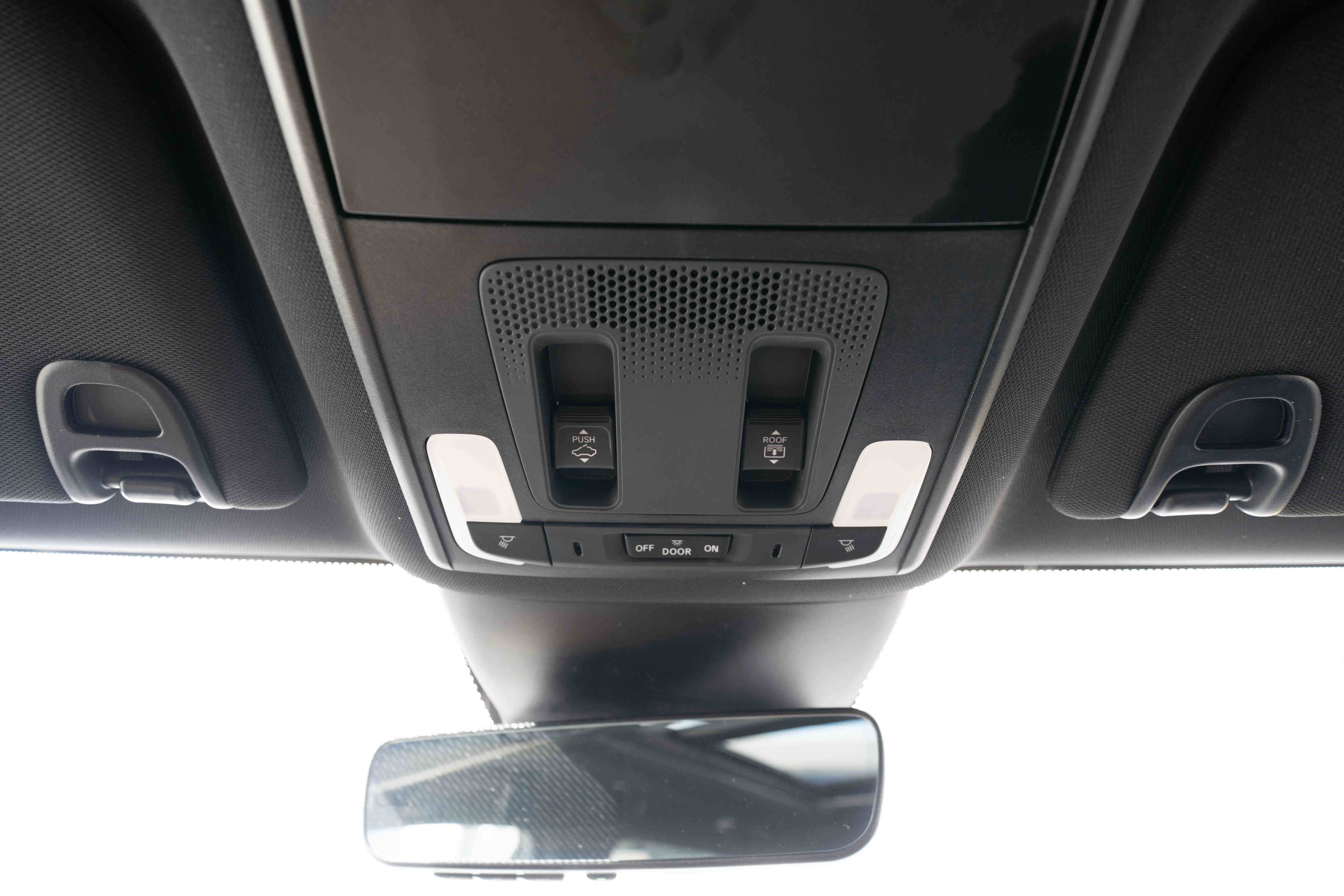 Certified 2025 Honda Pilot TrailSport image 18