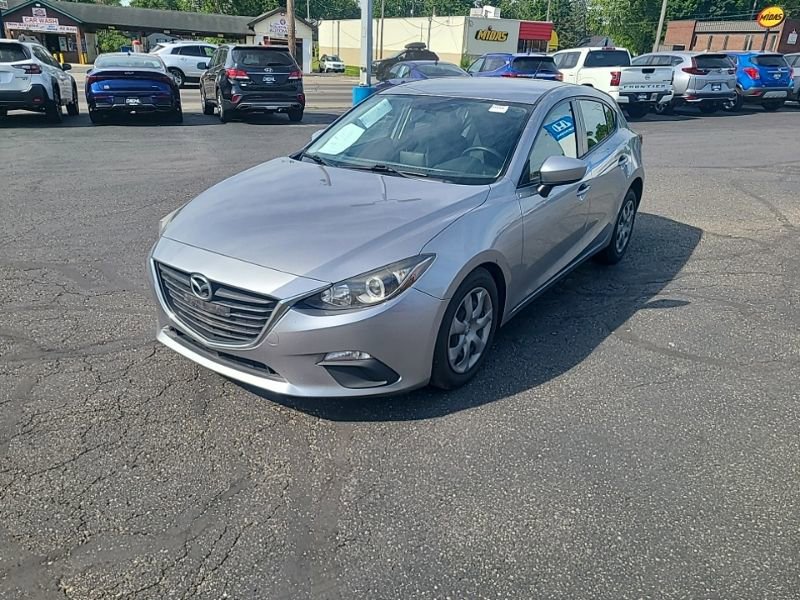 Used 2016 MAZDA MAZDA3 i Sport FWD image 2