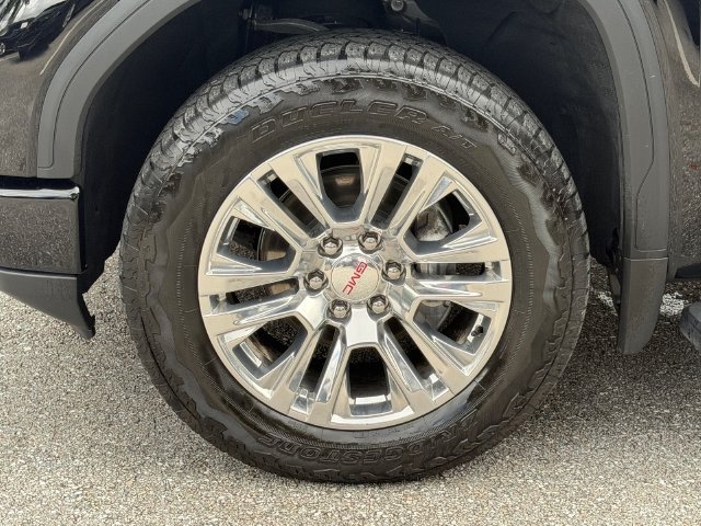 Used 2025 GMC Sierra 1500 Denali AWD/4WD image 11