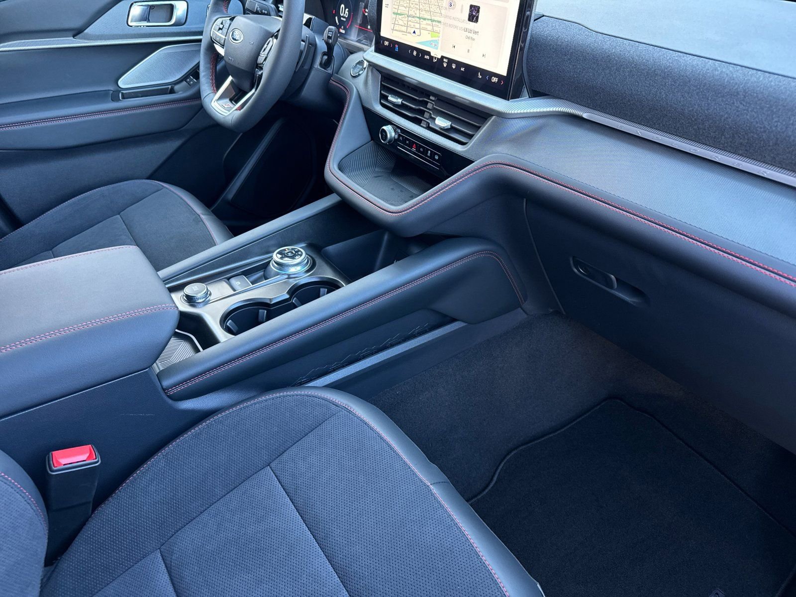 New 2026 Ford Explorer ST w/ Sun And Sound Package image 18