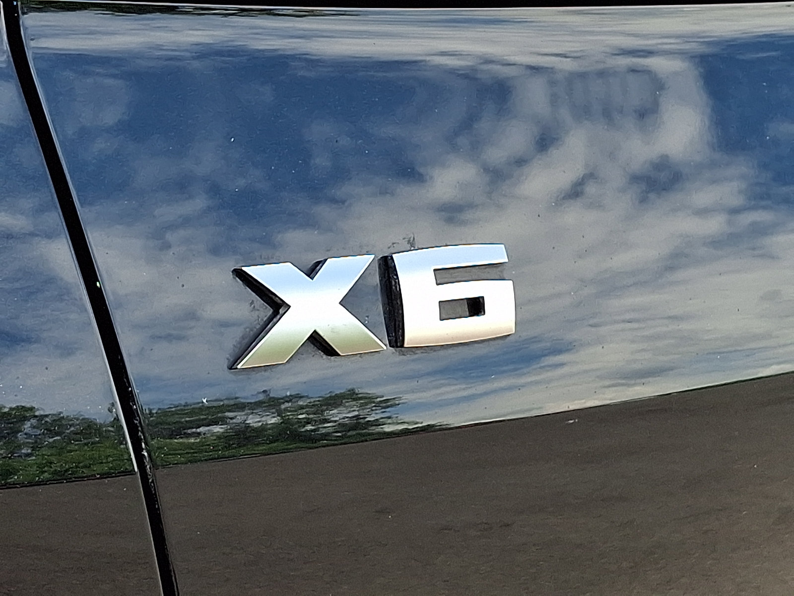 Used 2022 BMW X6 M50i w/ Executive Package AWD/4WD image 31