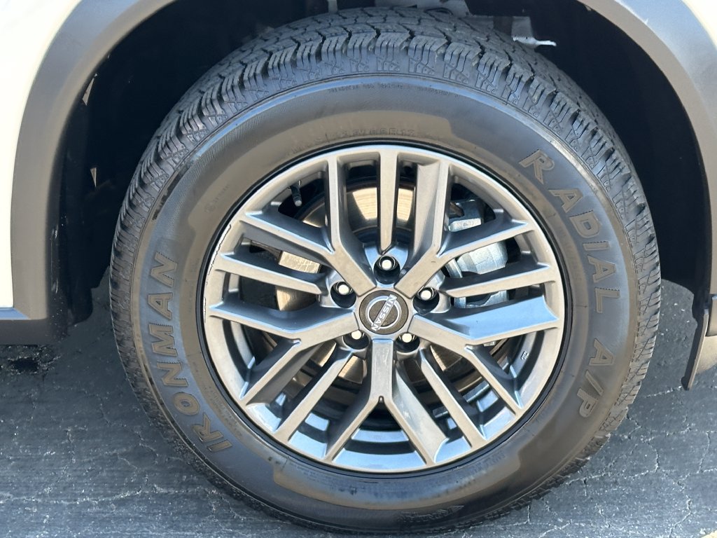 Used 2024 Nissan Rogue S FWD image 13