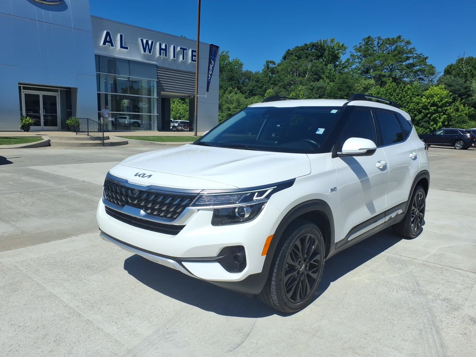 Used 2023 Kia Seltos Nightfall Edition AWD/4WD image 1