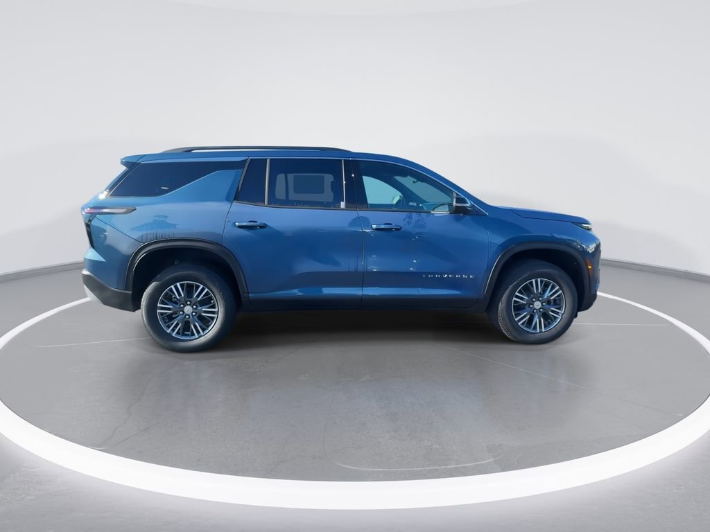 New 2026 Chevrolet Traverse LT image 9